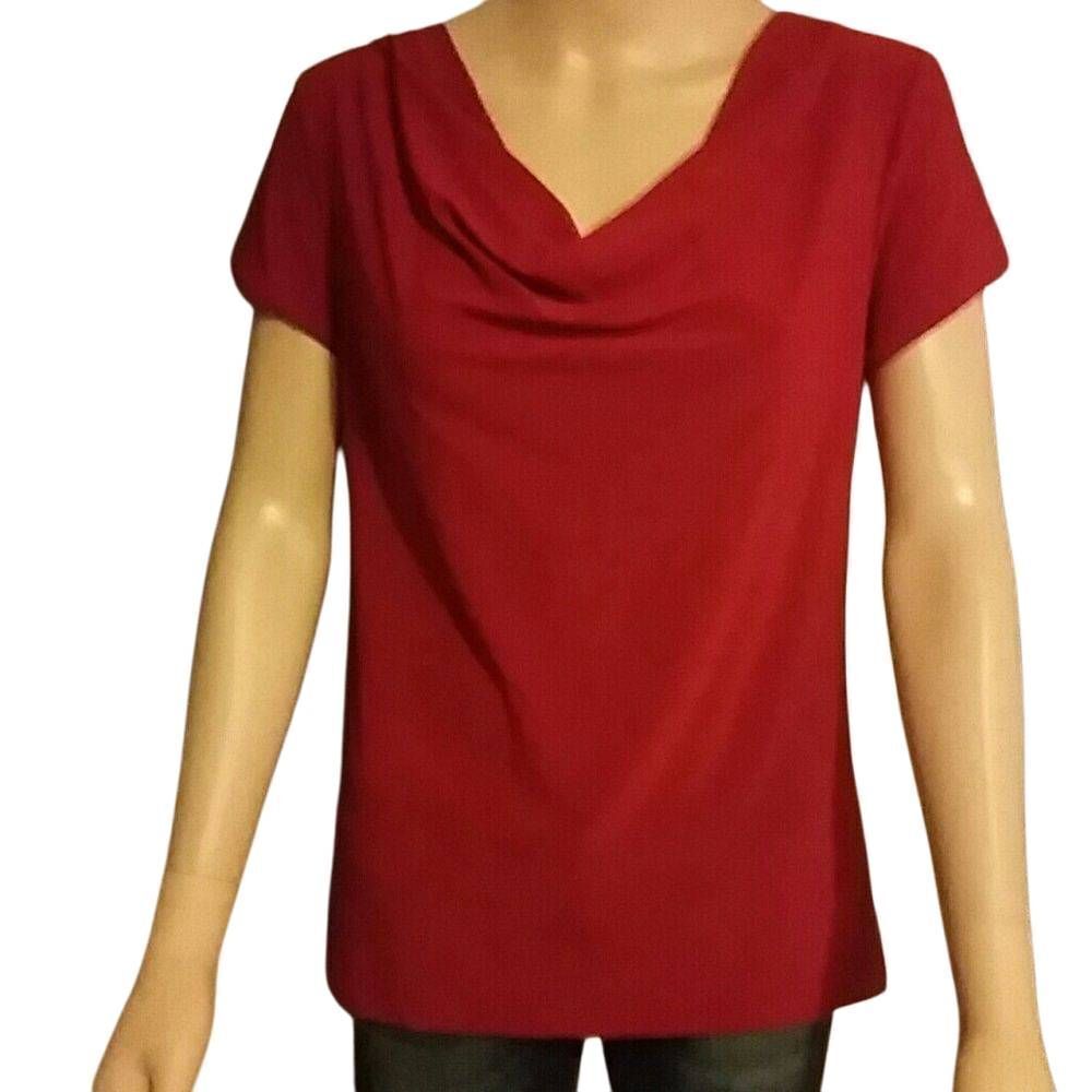 Carol Rose Deep red top M